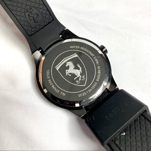 Ferrari Watch Red Rev Evo Chronograph Black/Yellow - Picture 2 of 13